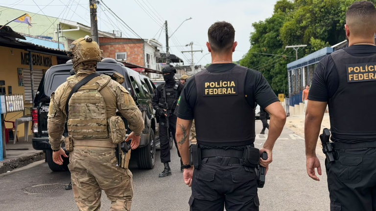 CV cobra R$ 150 mil para "liberar" comício de Eduardo Braga em Manaus e acabam presos pela PF e pelo BOPE