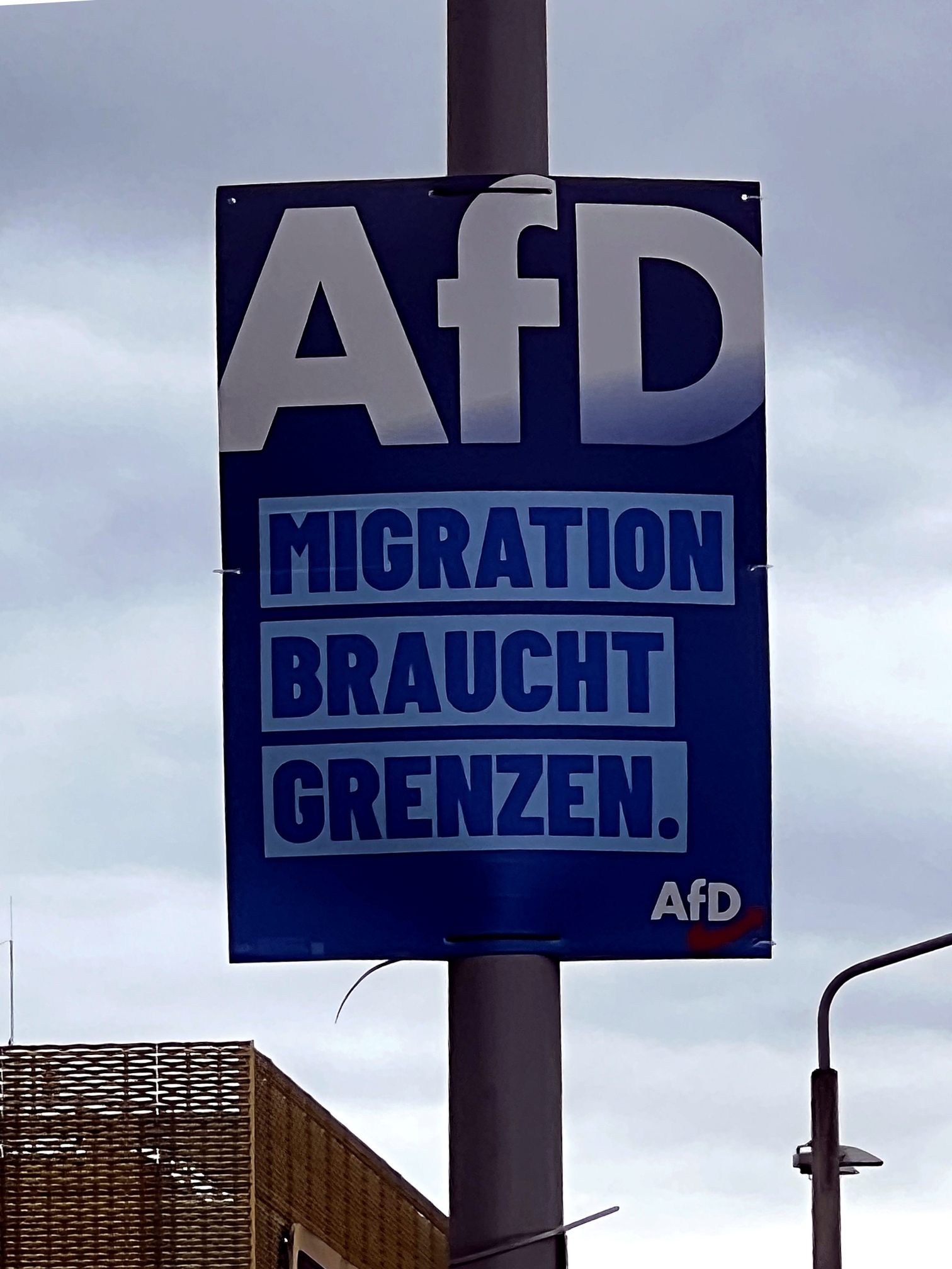 AfD na Alemanha: fascismo perdeu a vergonha
