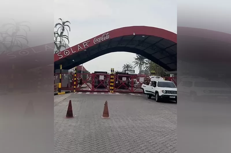 Trabalhadores responsáveis pela distribuição da Solar Coca-Cola em Manaus paralisam atividades