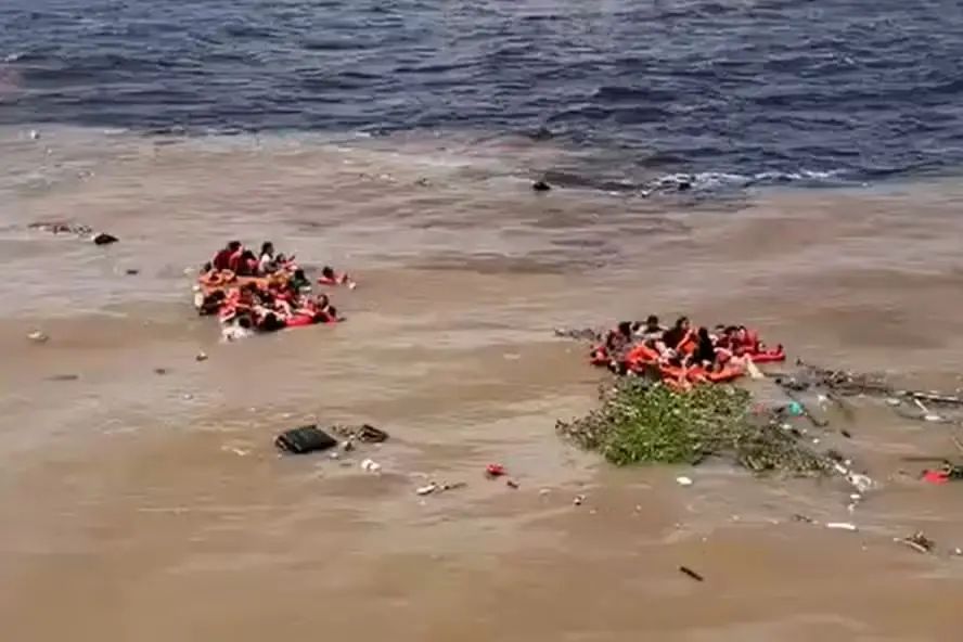 Comandante de embarcação que naufragou no Encontro das Águas vai a júri popular