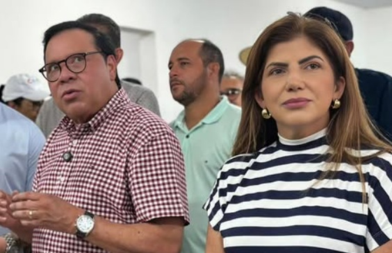 Irmã de Adail Pinheiro assume comando da Prefeitura de Coari no lugar dele