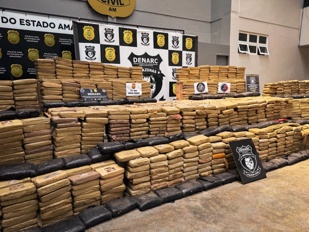Polícia apreende 1,3 tonelada de skunk avaliada em R$ 27,6 milhões no Amazonas