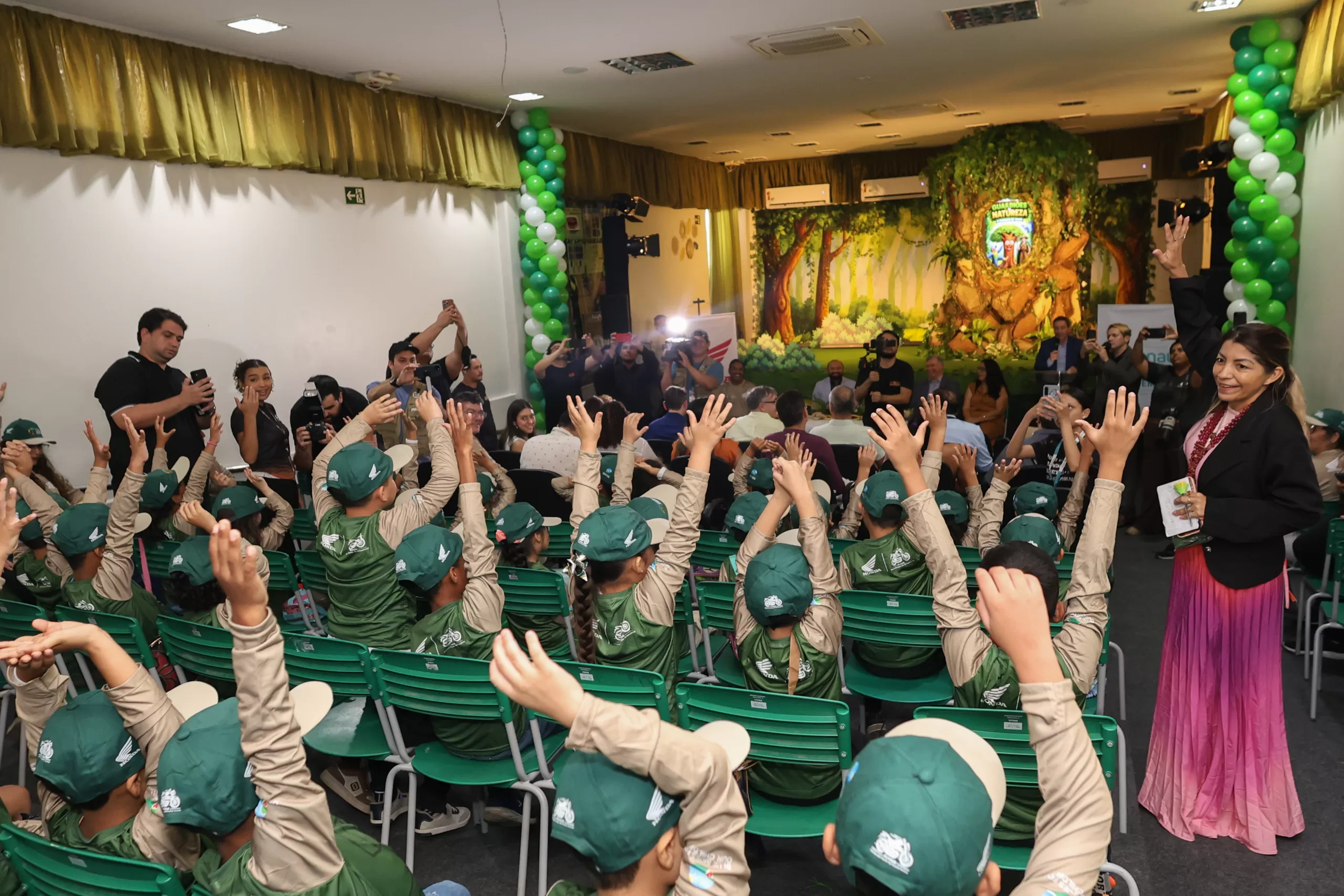 Honda lança projeto que leva alunos de Manaus a aprender sobre a floresta