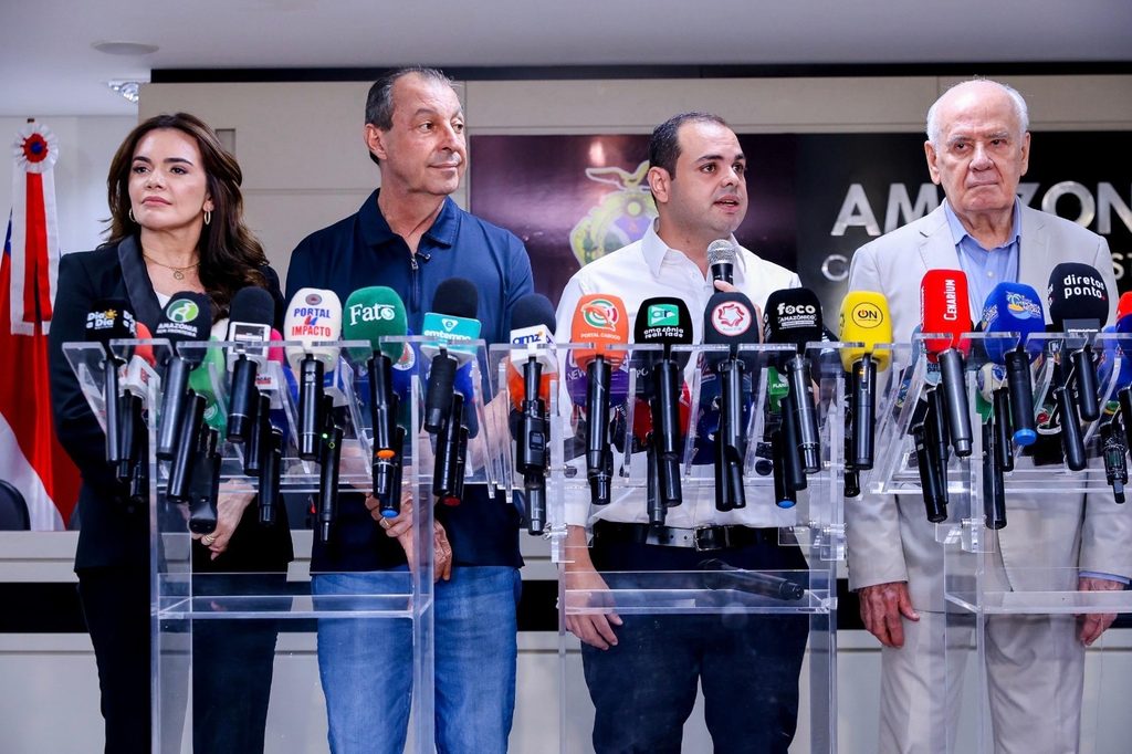 Omar Aziz e Roberto Cidade alinham início da transição: 'não escolhi nem um secretário ainda'
