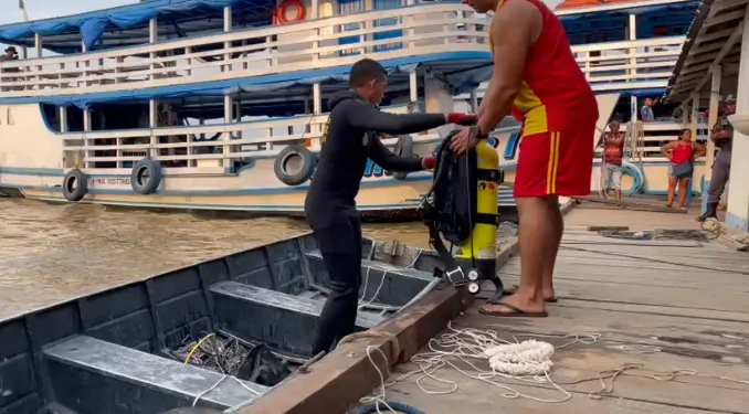 VÍDEO: Bombeiros retomam buscas por homem desaparecido no Rio Amazonas