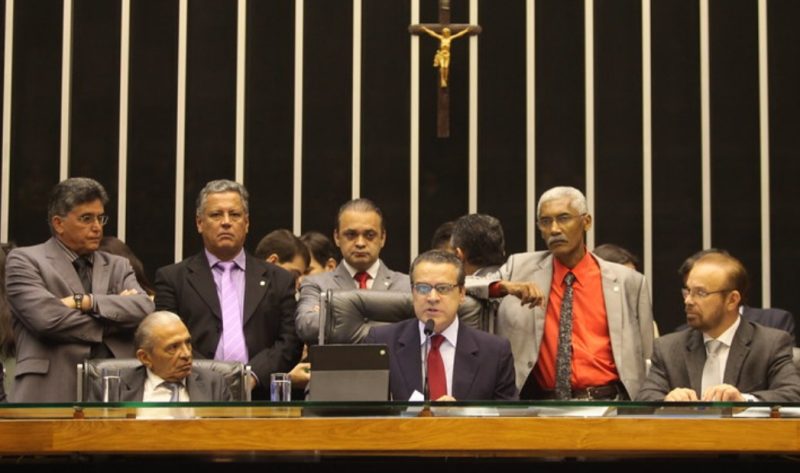 Lideranças tentam driblar sequelas da eleição em nome da governabilidade na Câmara Federal
