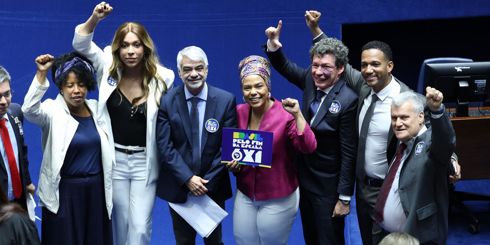 CUT elogia fim da “massacrante” 6x1; CNI quer revisar PEC aprovada