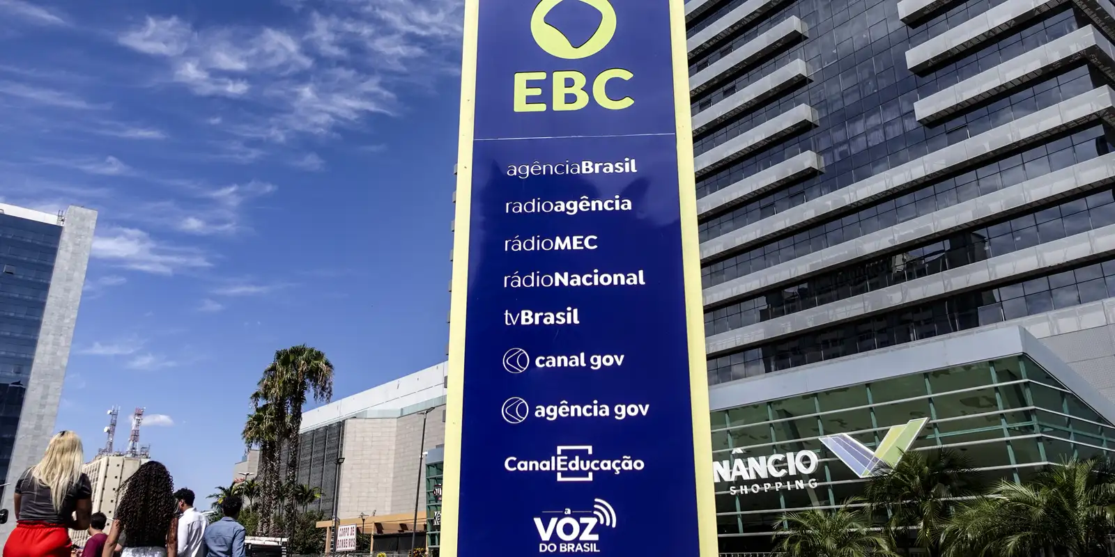SBT admite erro ao atribuir à EBC falha em propaganda eleitoral