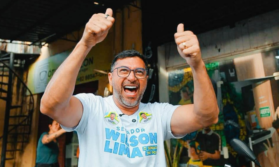 Operação da PF investiga lavagem de dinheiro na compra de móveis ligados a Wilson Lima no Amazonas